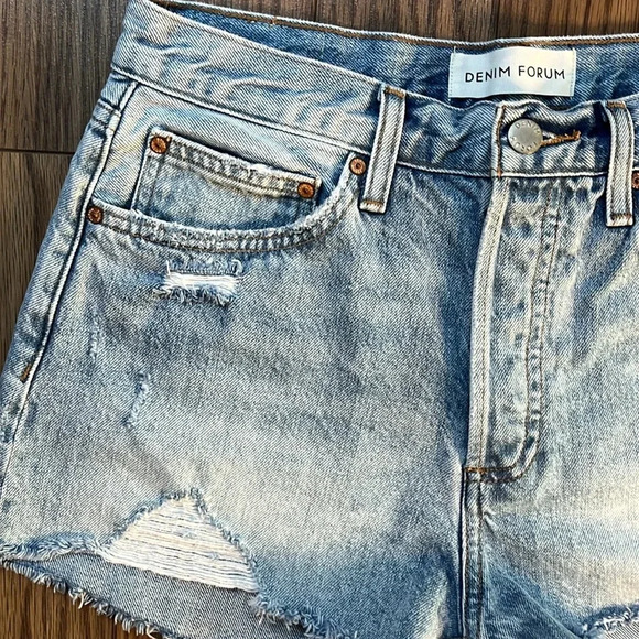 ARITZIA DENIM FORUM The Ex Boyfriend Short size 27 - Picture 5 of 13